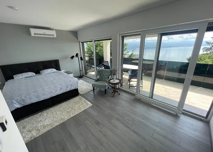 Apartments Opatija * Οπατία